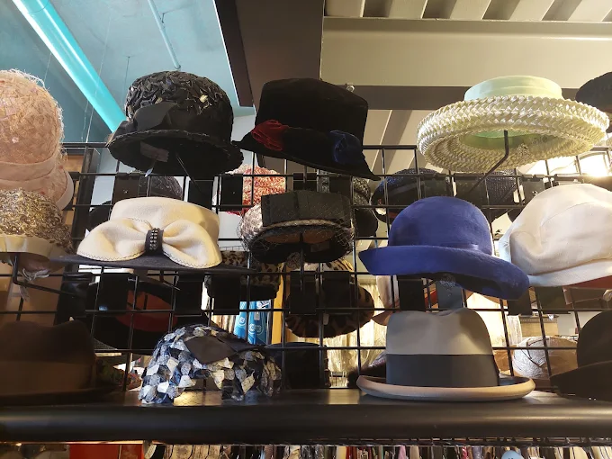 Eons Fashion Antique 4